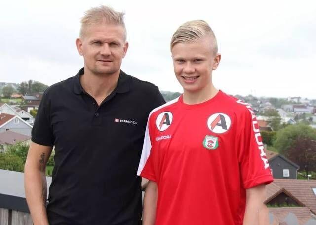 阿森纳发布战小蜜蜂赛前海报：因卡皮耶单人出镜