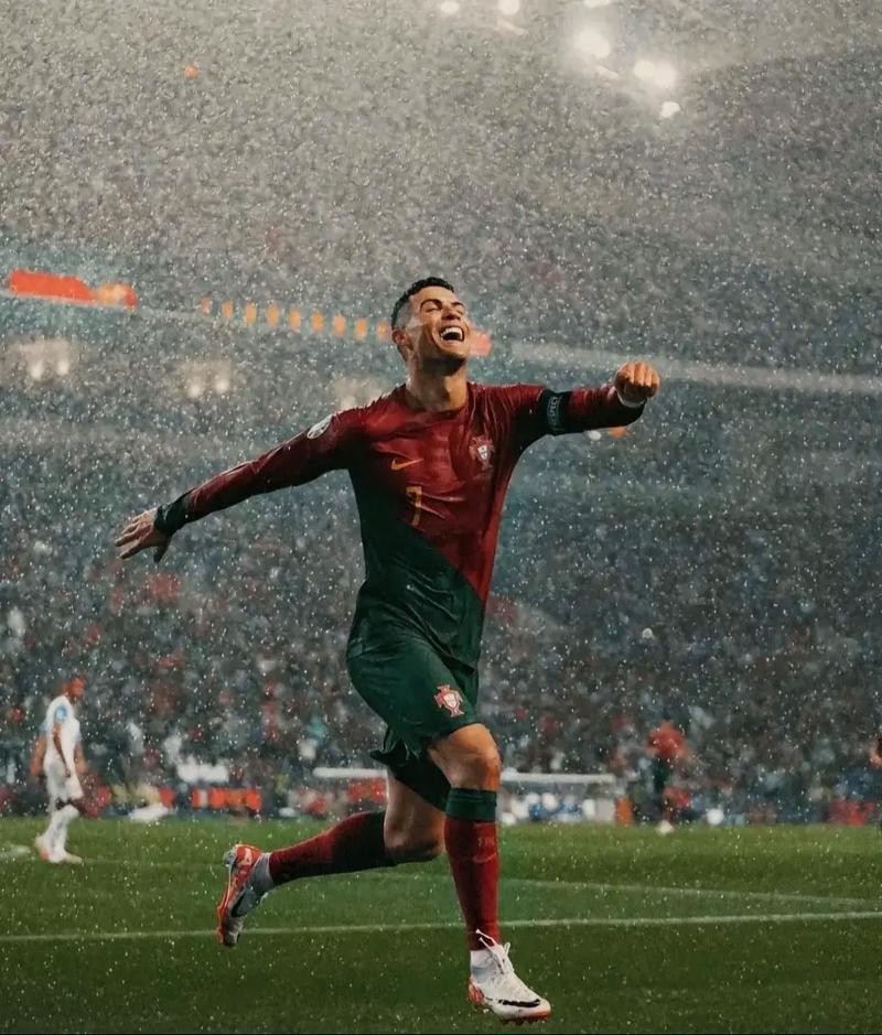 12战砍311分！杜兰特成为火箭队史最快达成三百分的球员