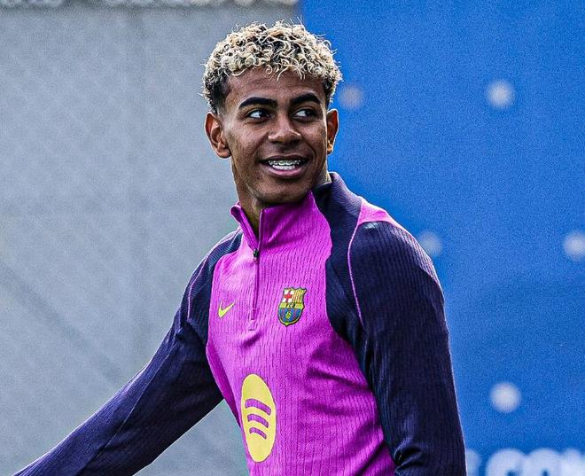 意媒：国米可以启用青训小将卡马特，以应对邓弗里斯伤缺情况